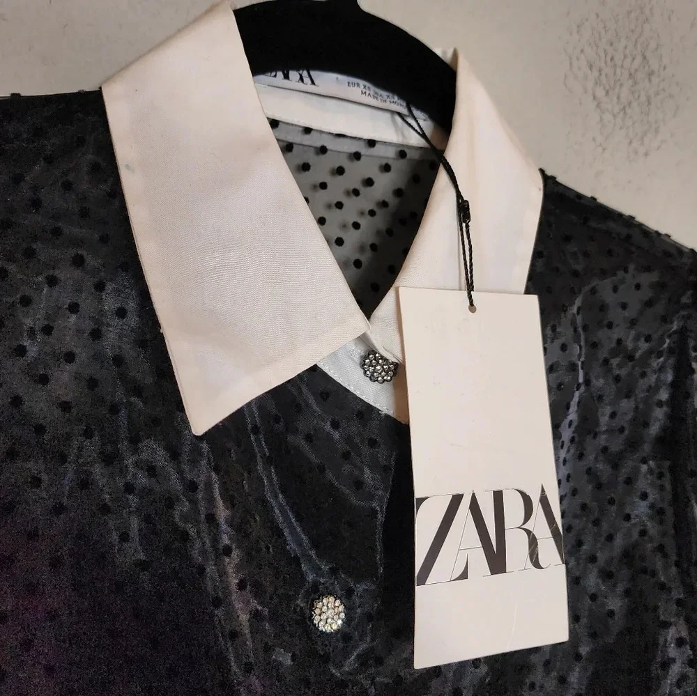 NWT Zara Jewel Button Black Sheer Velvet Dot Puff Sleeve Blouse Top Size Small